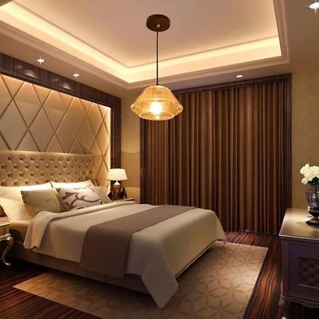 Hotel Tulip Near Delhi Airport نيودلهي المظهر الخارجي الصورة